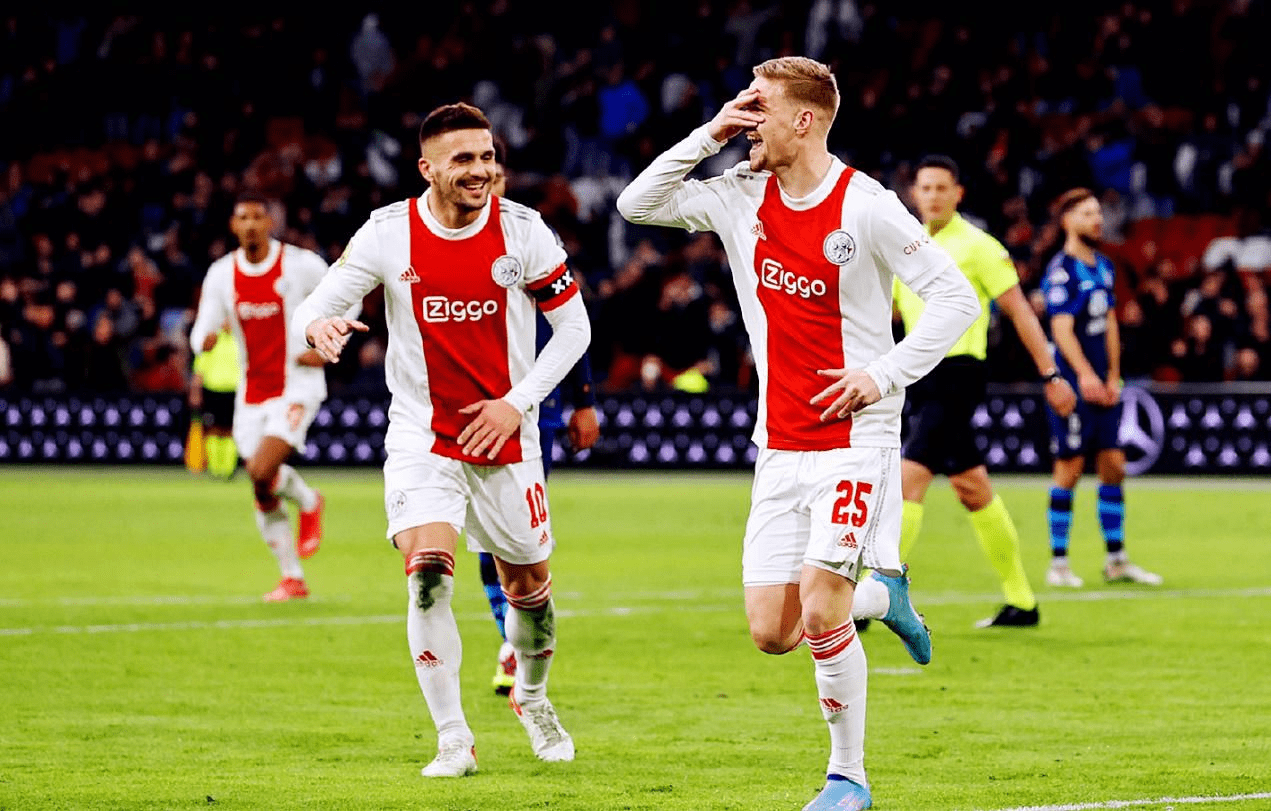 u球体育下载-从亚特兰大赛后伤情更新到菲尼克斯太阳内部沟通备战葡超，新疆广汇豪取连胜备战中超的简单介绍