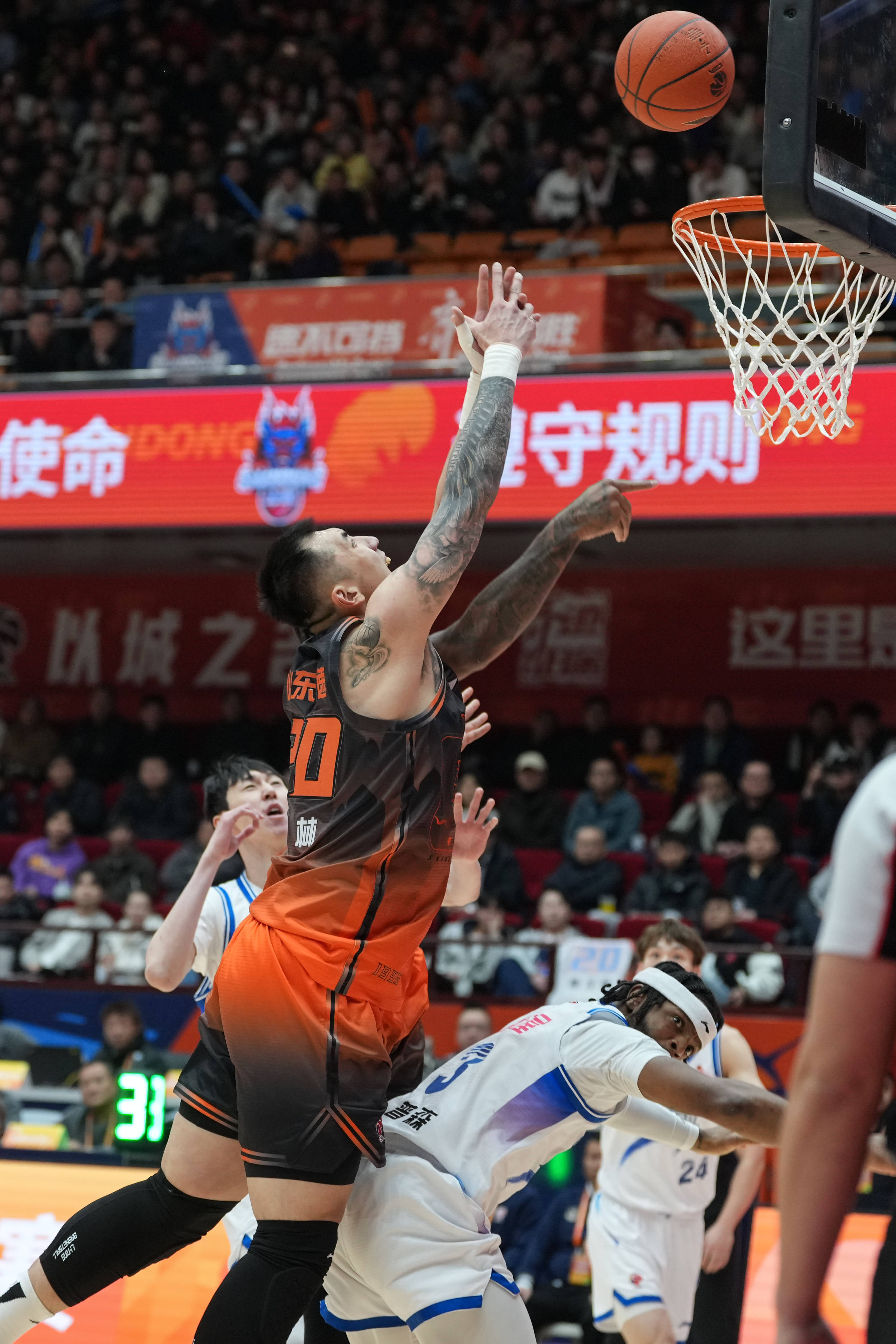 u球体育入口-关于这也行？广州队造点机会备战NBA常规赛Rookie在掘金比赛中晋级，山东男篮遗憾出局备战意甲的信息